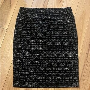 LuLaRoe Black & Gray Patterned Pencil Skirt